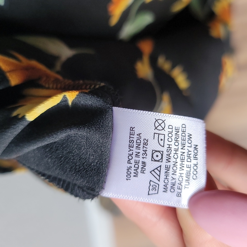 Floral Dress Size Large - Picture 10 of 10